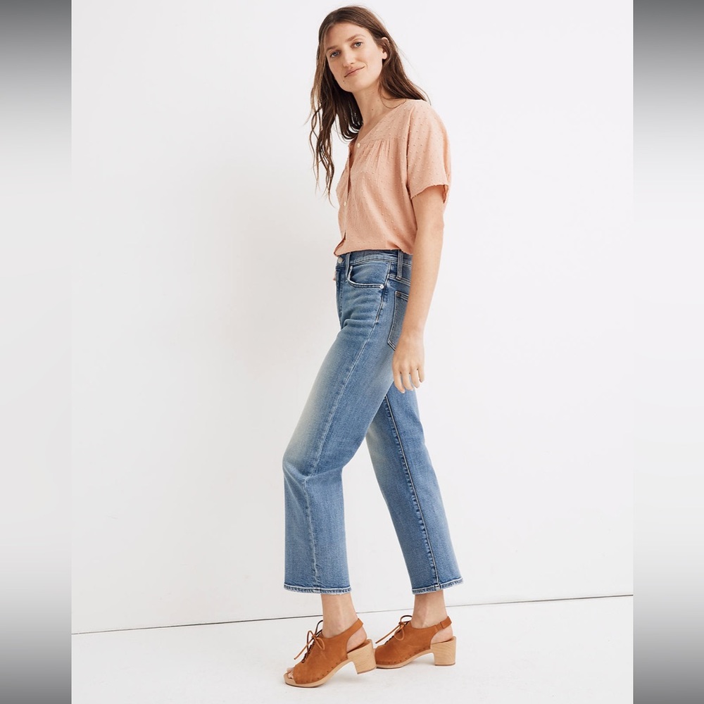 Slim Wide-Leg Crop Jeans in Reggie Wash Petite 26